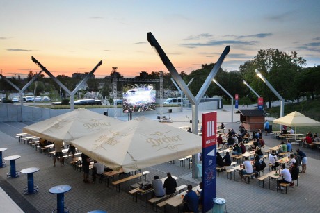 Újra lesz EB-terasz a Sóstói Stadion mellett - street food kínálat és hideg italok is várják a szurkolókat